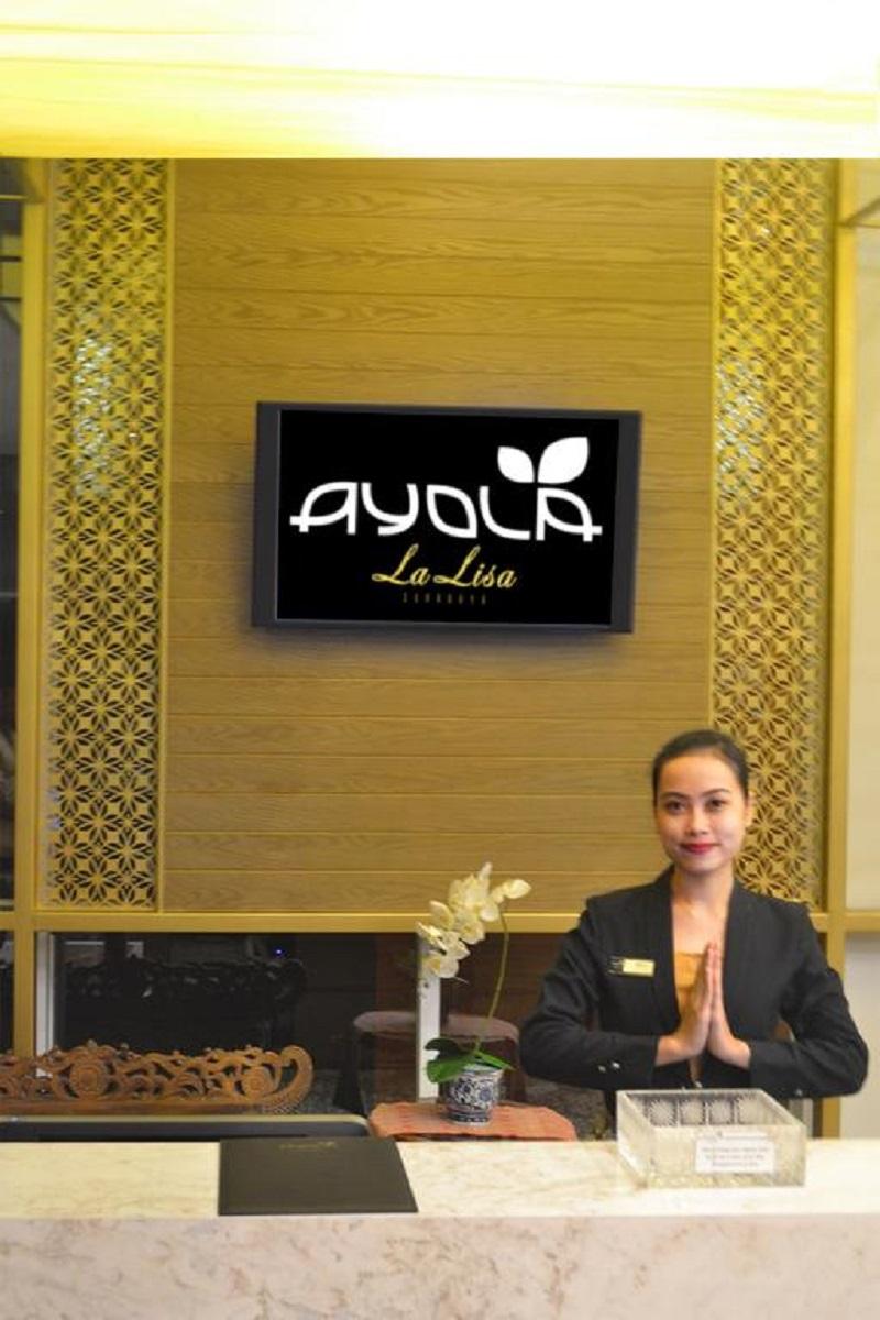 La Lisa Hotel Surabaya Exteriör bild